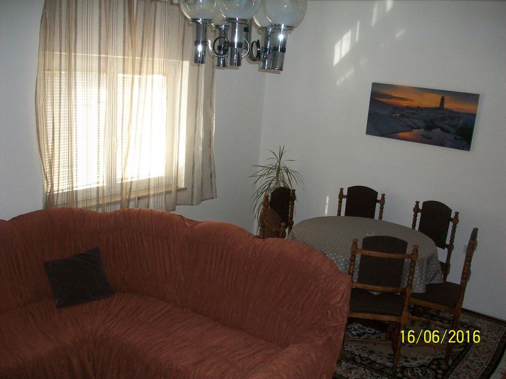 Apartment Boris Senj  Buitenkant foto