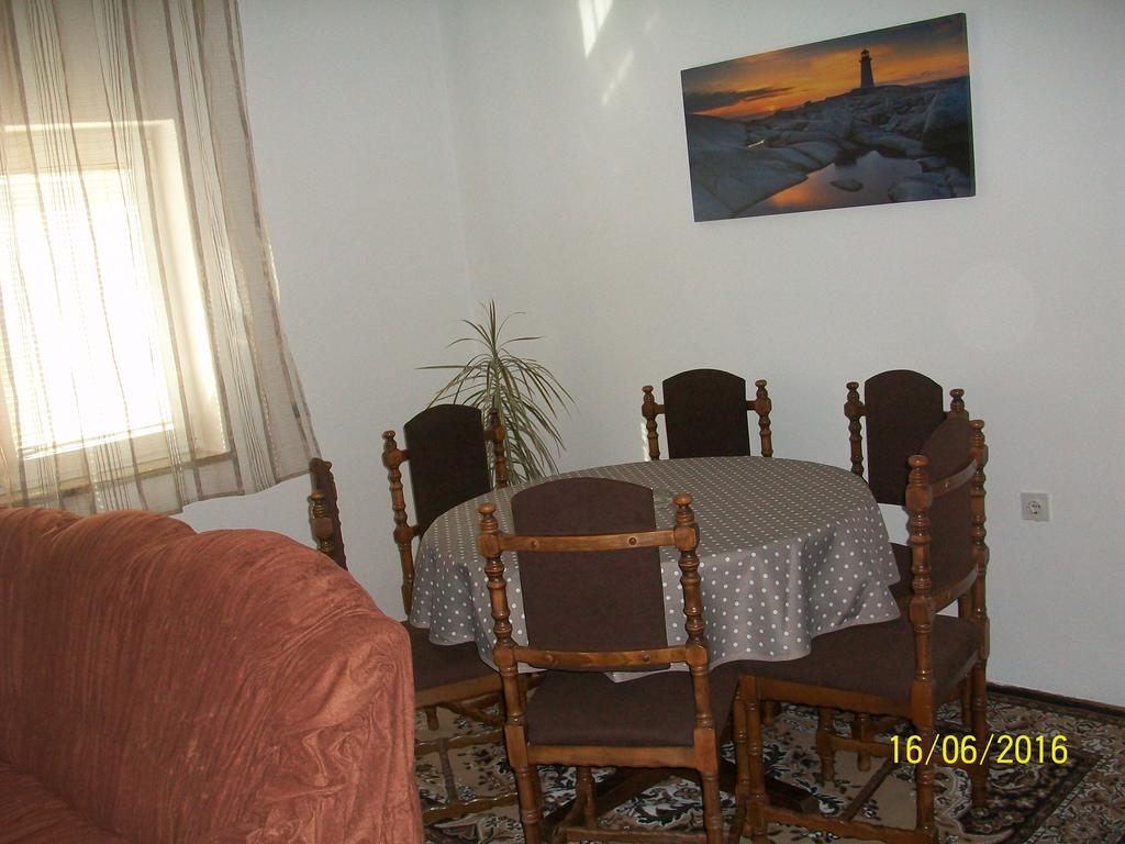 Apartment Boris Senj  Buitenkant foto
