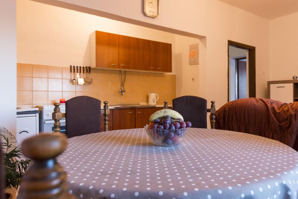 Apartment Boris Senj  Buitenkant foto
