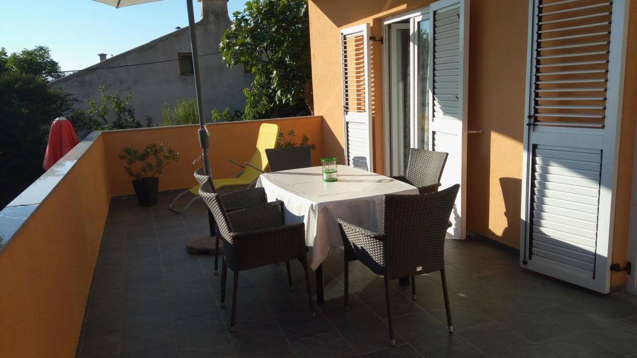 Apartment Boris Senj  Buitenkant foto
